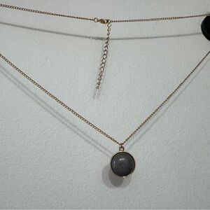 Elegant Gold and Gray Pendant Necklace